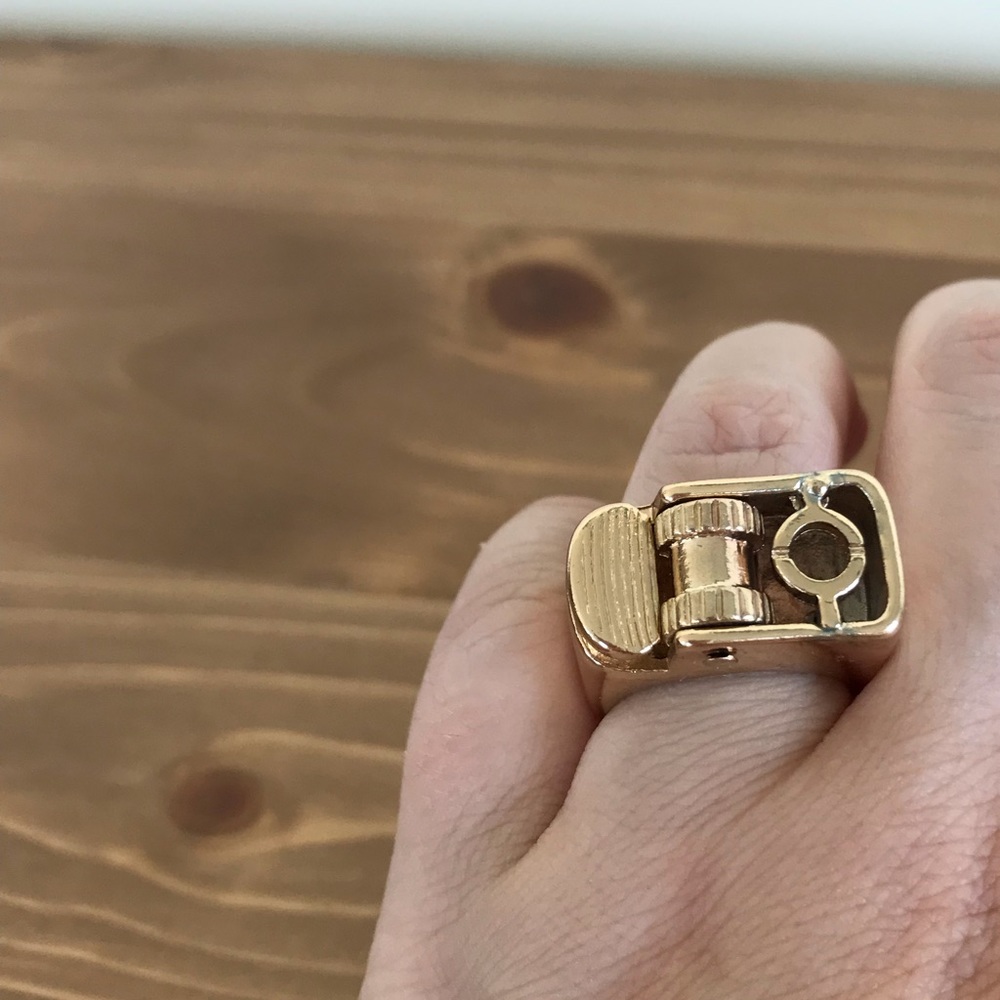 New Size 5/6 Novelty Ring that looks like a Lighter - Picture 6 of 10